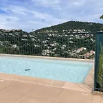 Nest Overlooking The Gulf Of Saint-tropez アパート ロクブリューヌ・シュル・アルジャン