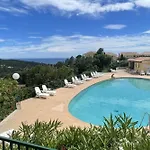 Nest Overlooking The Gulf Of Saint-tropez アパート ロクブリューヌ・シュル・アルジャン