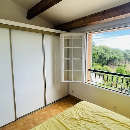 アパート Nest Overlooking The Gulf Of Saint-tropez *